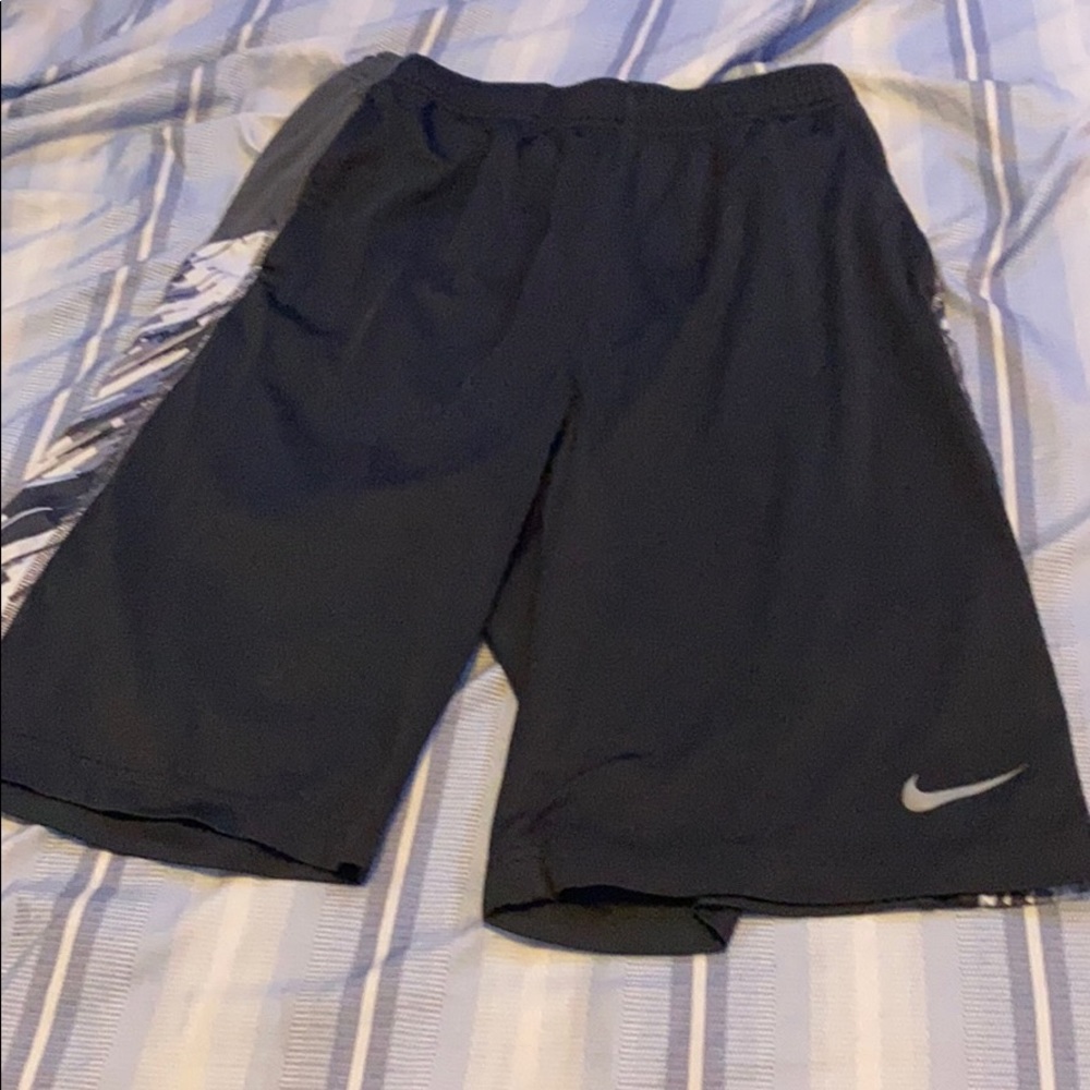 Black Nike shorts